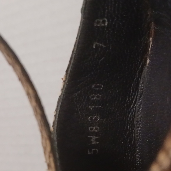 Stuart Weitzman size 7B women's snake print t-strap high-heel shoe brown cream. - Picture 17 of 17